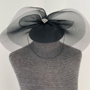 Vintage Sonni San Francisco Elegant Black Mesh Fascinator with Rhinestone Accent